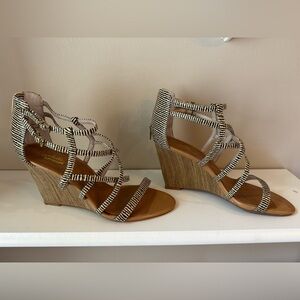 Never worn Seychelles Heritage Shoes. Size 9.